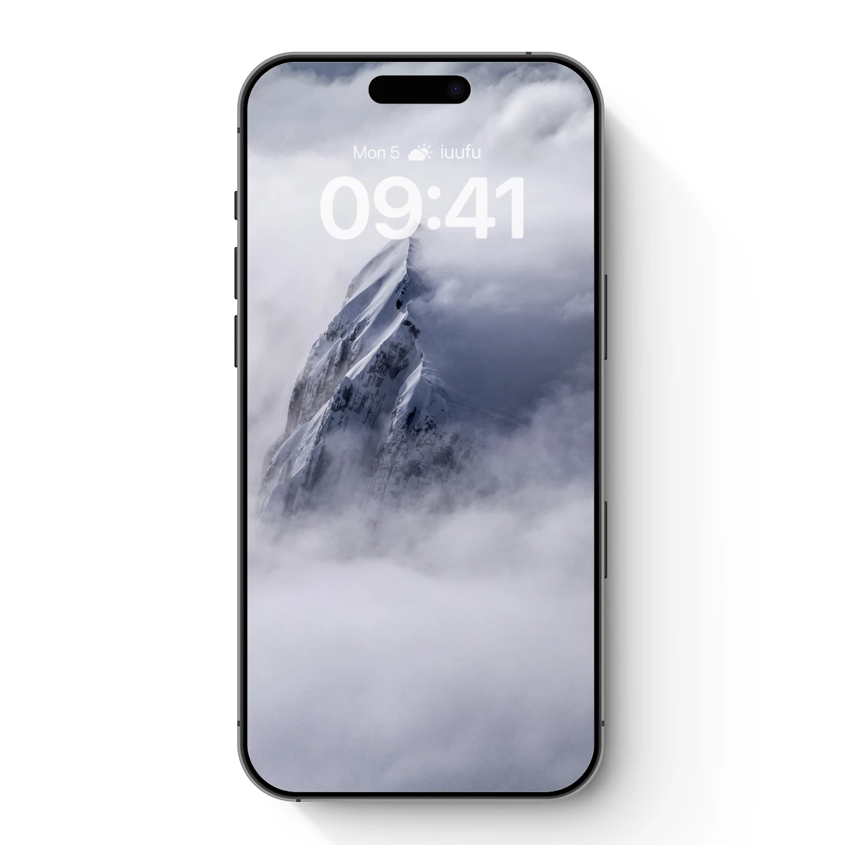 Cloud-Piercing Snow Peak