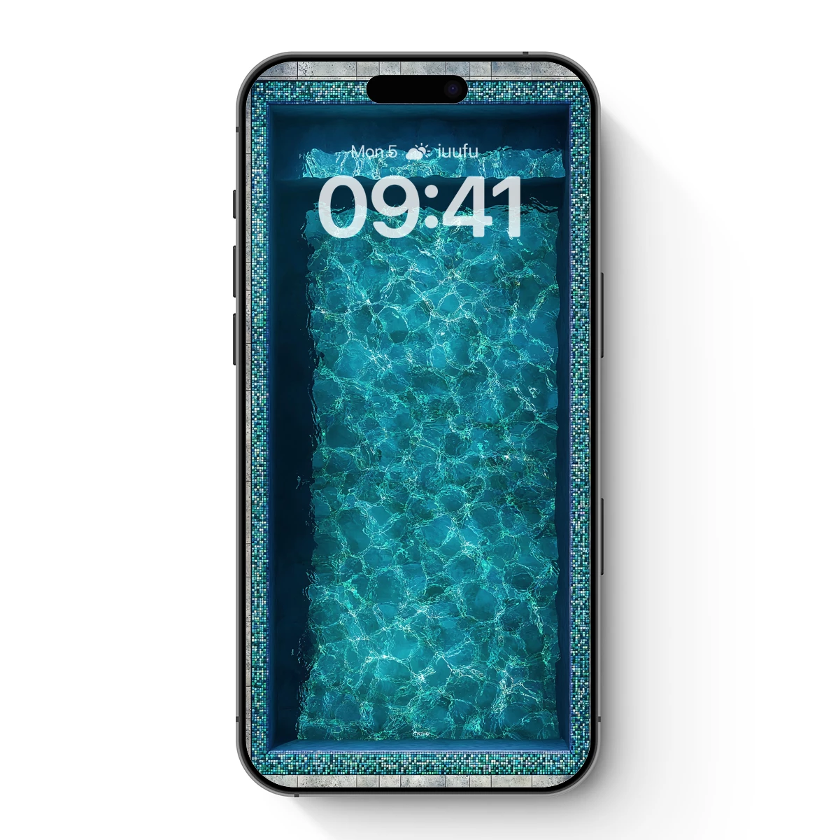 Aquatic Illusion: Mosaic-Trimmed Pool Depths