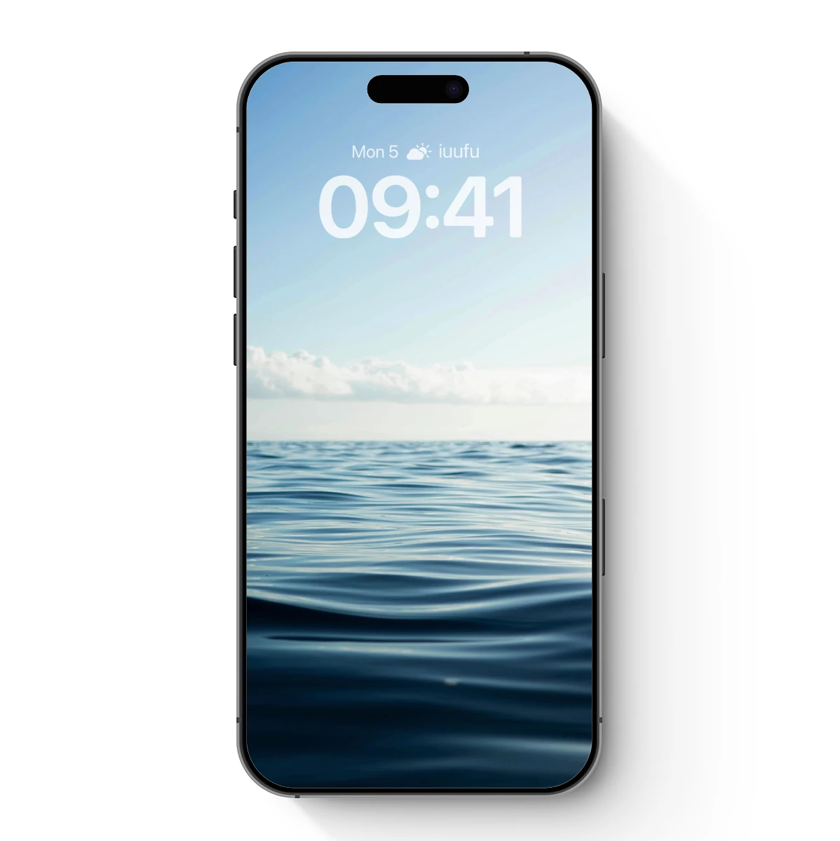 Calm Horizon: Serene Ocean Waves Under Soft Sky